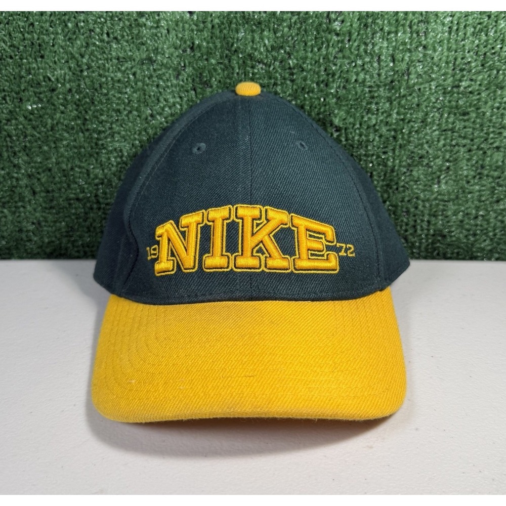 Nike Spellout Embroidered Hat 1972 Legacy 91 Green/Yellow Baseball Cap One Size‎